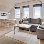 公寓 Tuve - 2-5km From The Sea By Interhome