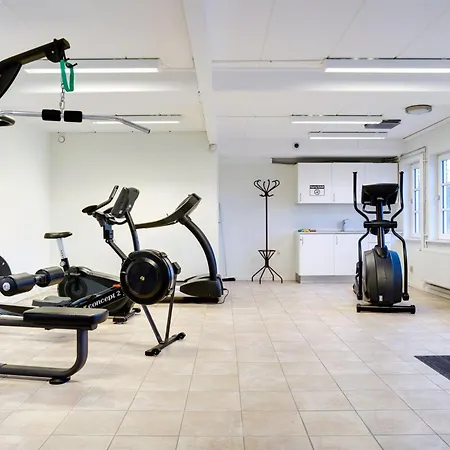 Tuve - 2-5km From The Sea By Interhome