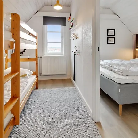 Tuve - 2-5km From The Sea By Interhome