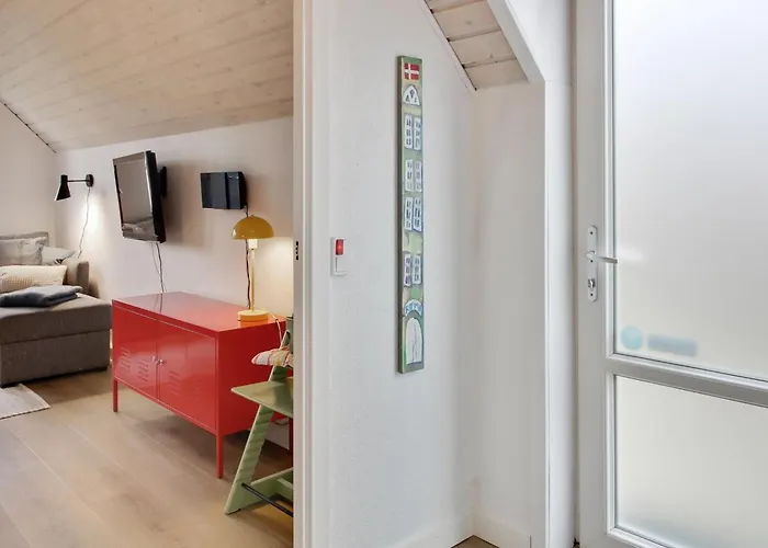 Tuve - 2-5km From The Sea By Interhome Lägenhet