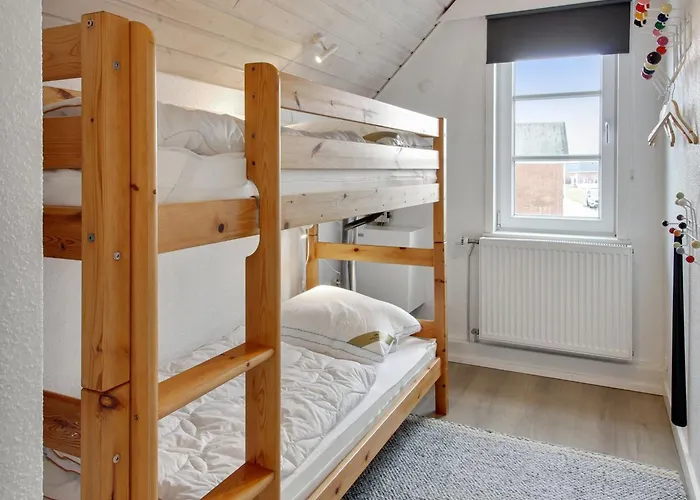 Tuve - 2-5km From The Sea By Interhome *