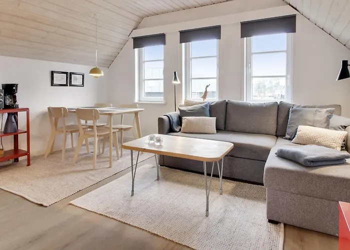 Lägenhet Tuve - 2-5km From The Sea By Interhome