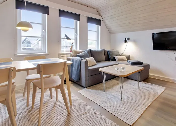 Tuve - 2-5km From The Sea By Interhome Lägenhet